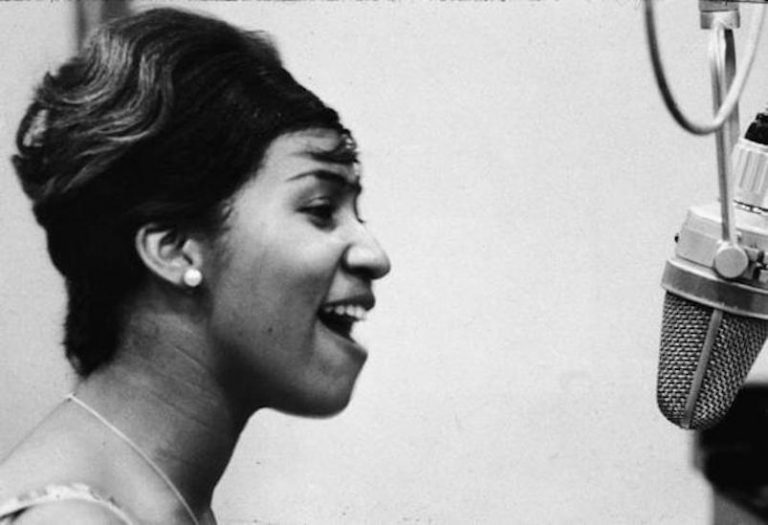 Si è spenta Aretha Franklin, addio alla regina del Soul.