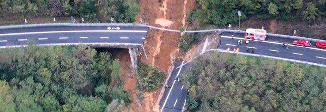 Maltempo, il Viadotto crollato sulla A6