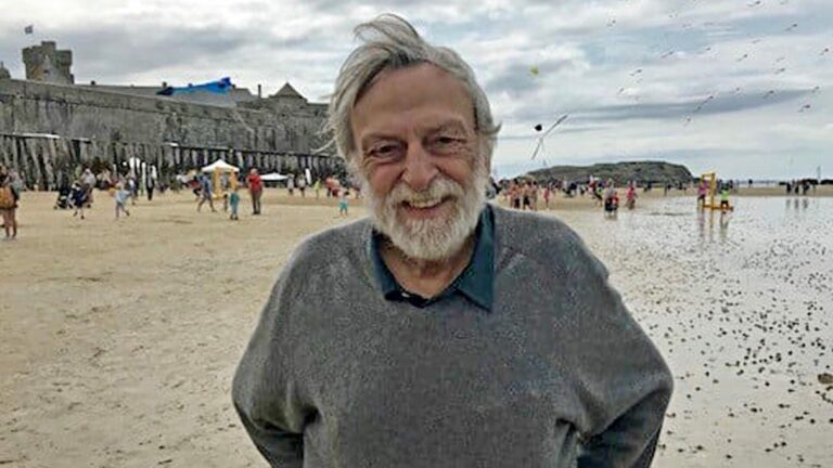 Gino Strada è morto. Reazioni in Toscana alla notizia ...