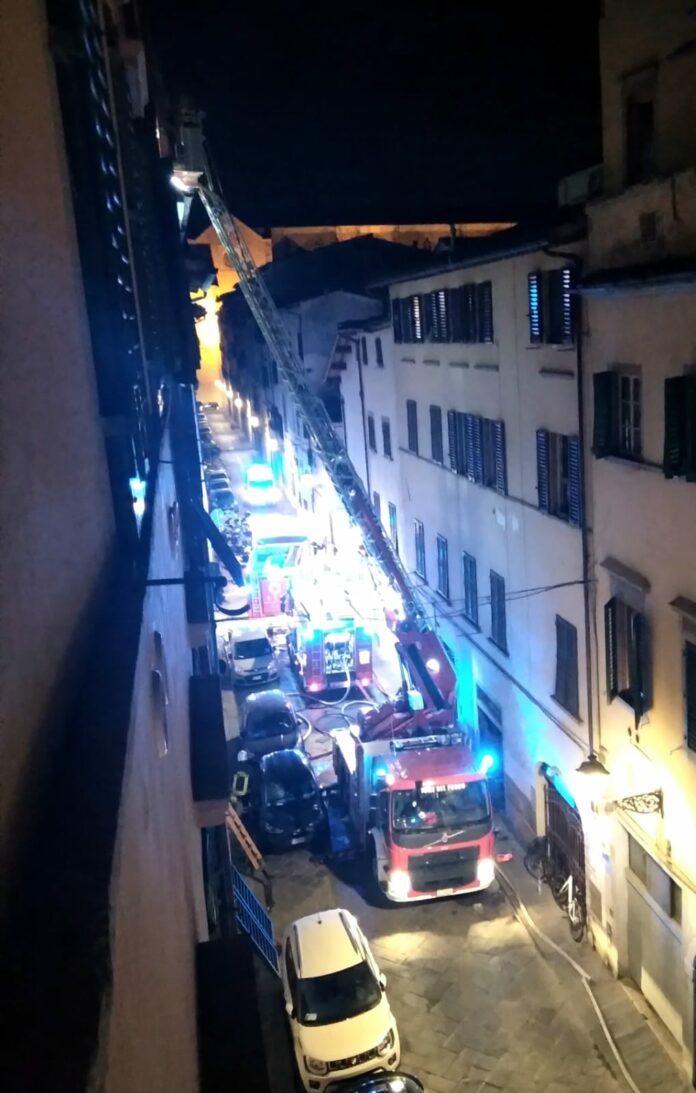 incendio in Borgo Allegri