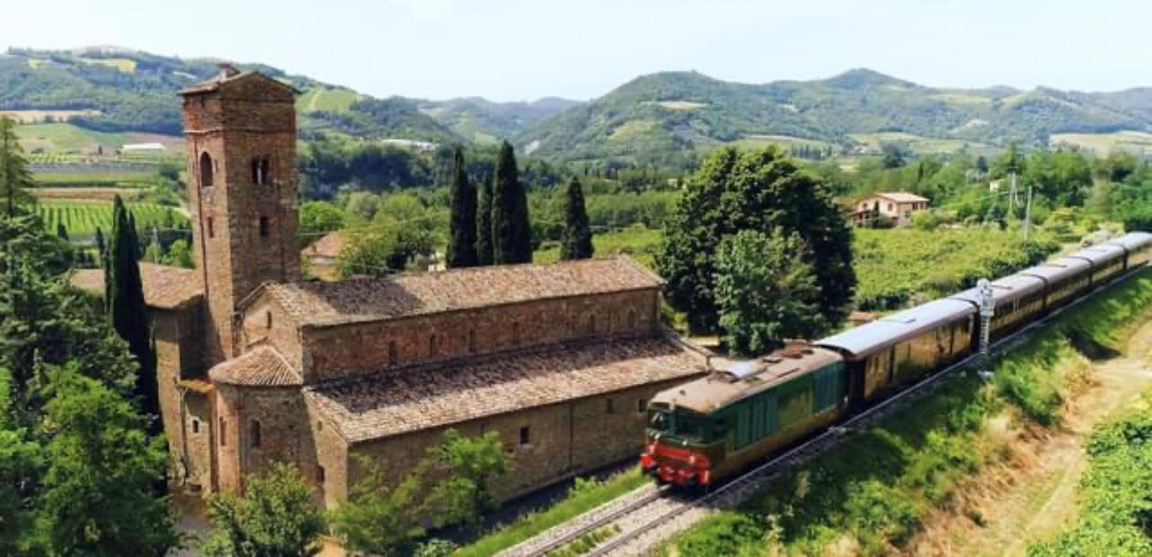 Foto presa dalla pagina Facebook del Treno di Dante