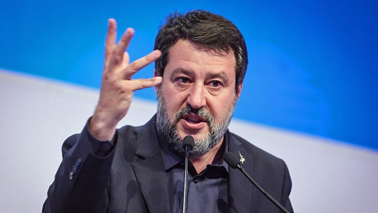 Salvini, “a Firenze cambiamento possibile, Schmidt bingo per città”